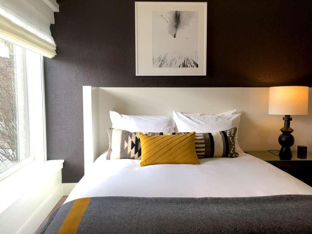 Gravity Haus Jackson Hole Hotel Teton Village Room photo